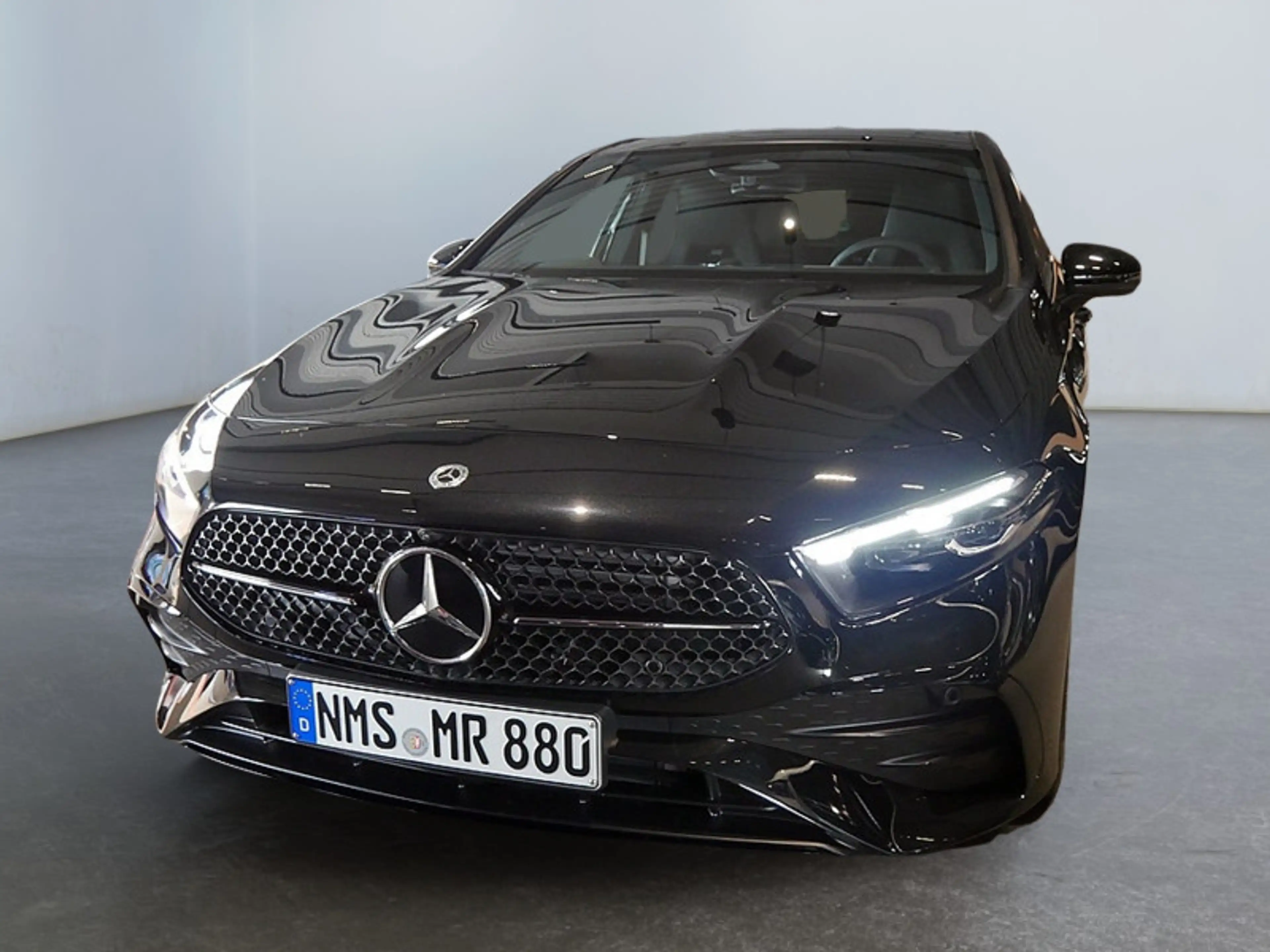 Mercedes-Benz A 220 d AMG NIGHT MULTI 360 DISTR KAMERA PANO — photo 2