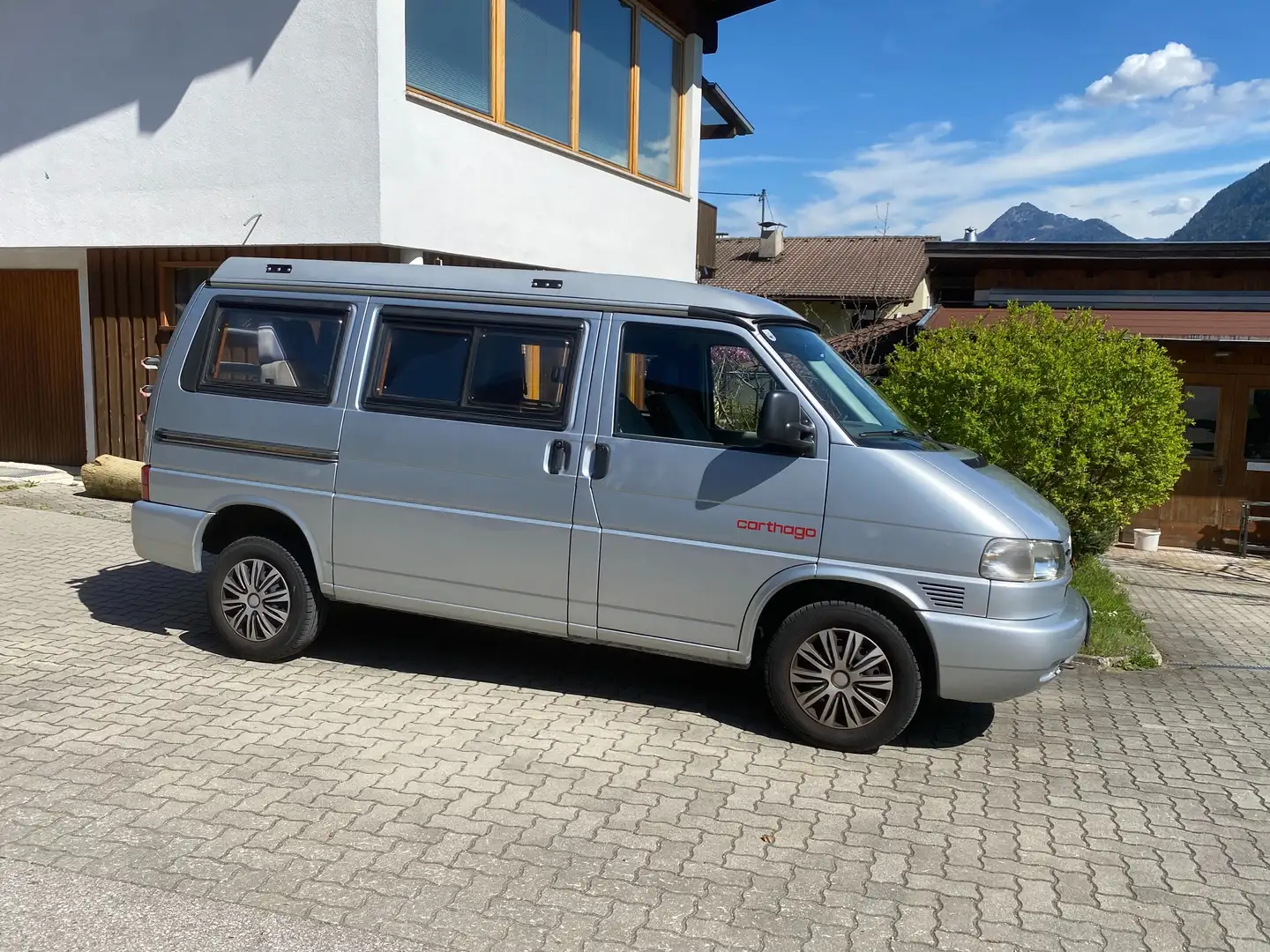 Volkswagen T4 California 2,5L Carthago Fünfzylinder Camper! Silber - 2