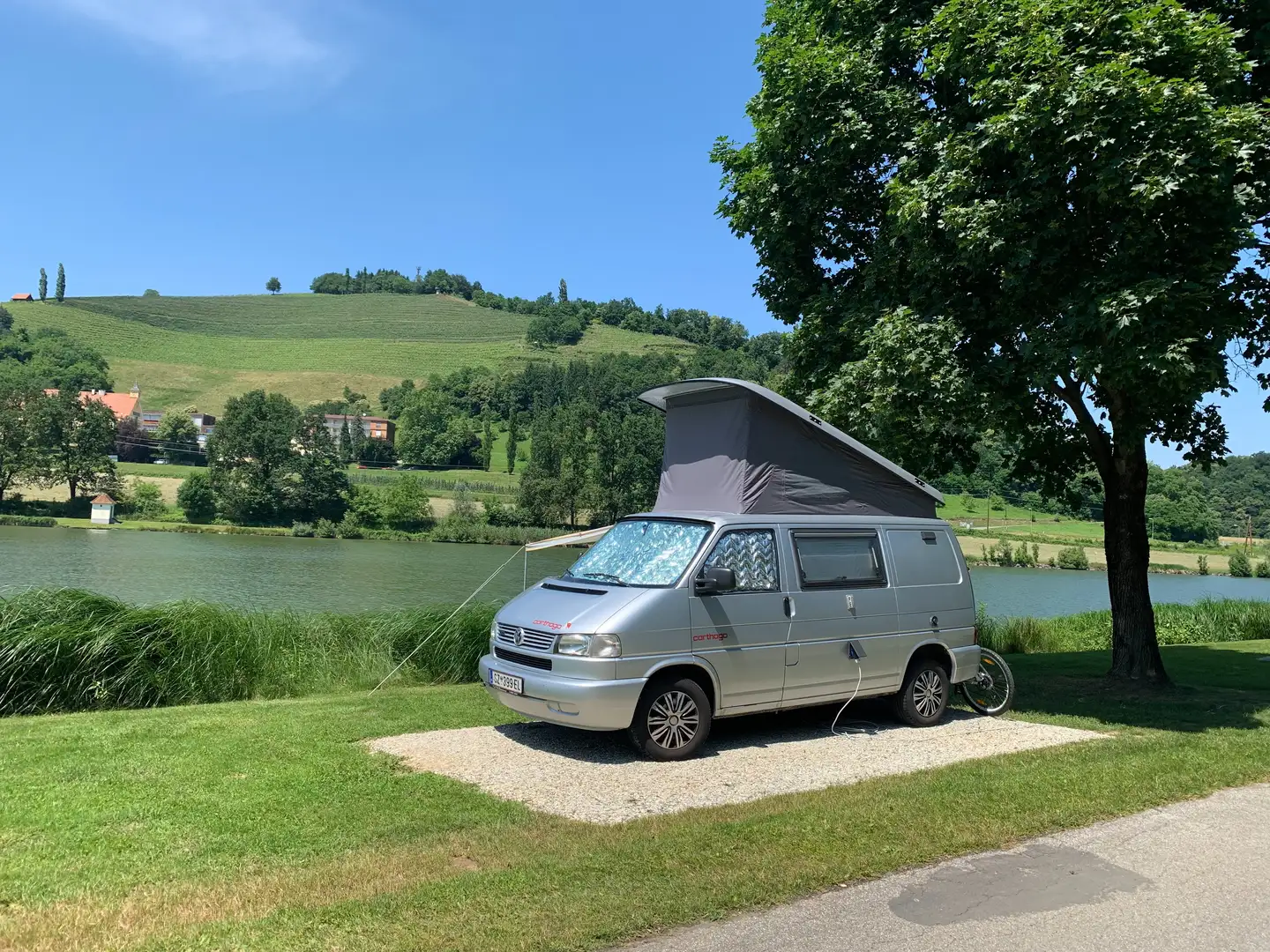 Volkswagen T4 California 2,5L Carthago Fünfzylinder Camper! Silber - 1