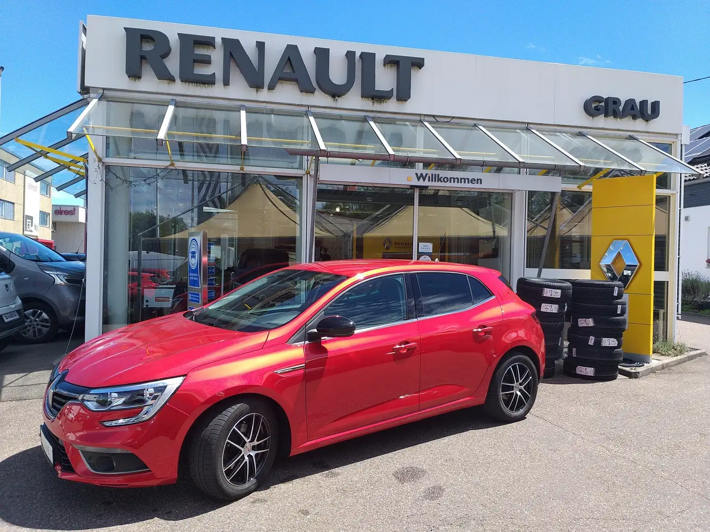 Renault Megane Limited IV Lim. 5-trg. Deluxe-Paket 8-fach bereift Rood - 2