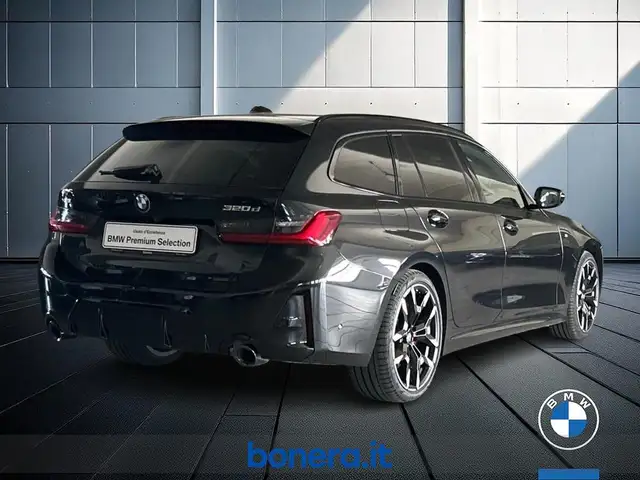 BMW 3 Series view 6