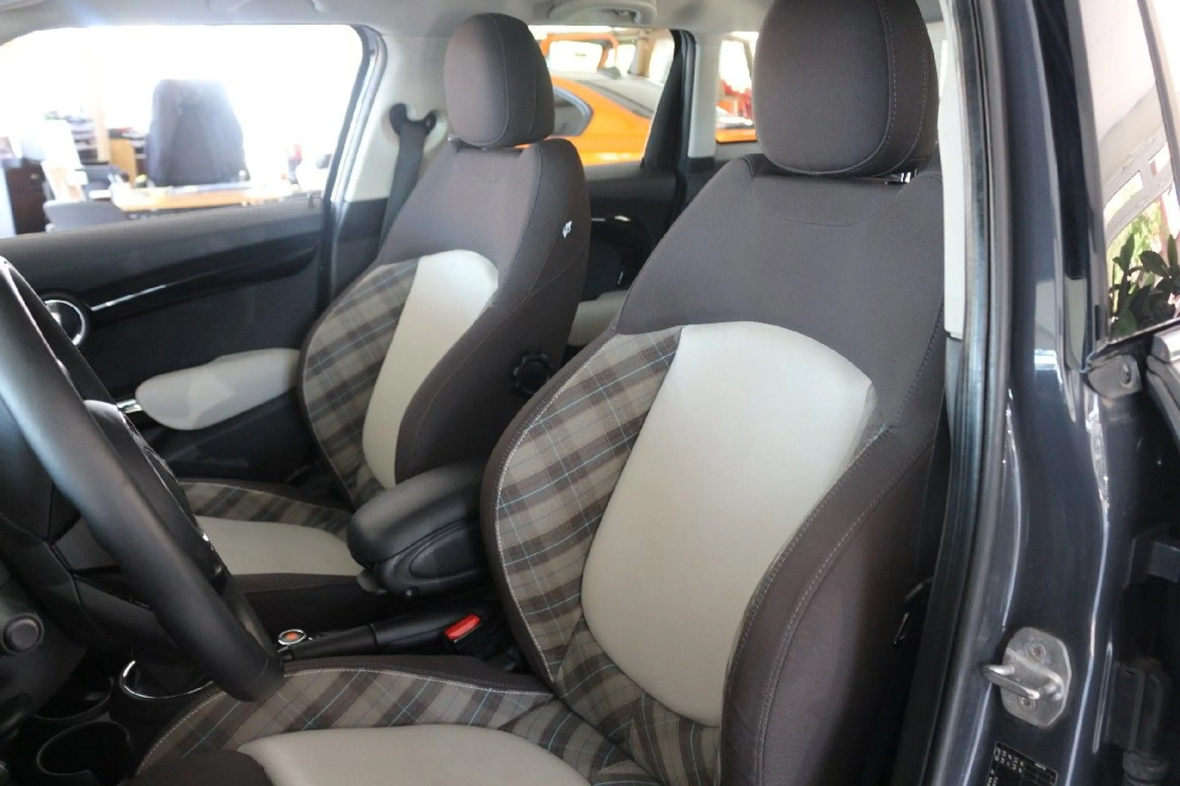 MINI Cooper S - Leder-h&k-Navi-Sitzheizung-PDC — photo 11