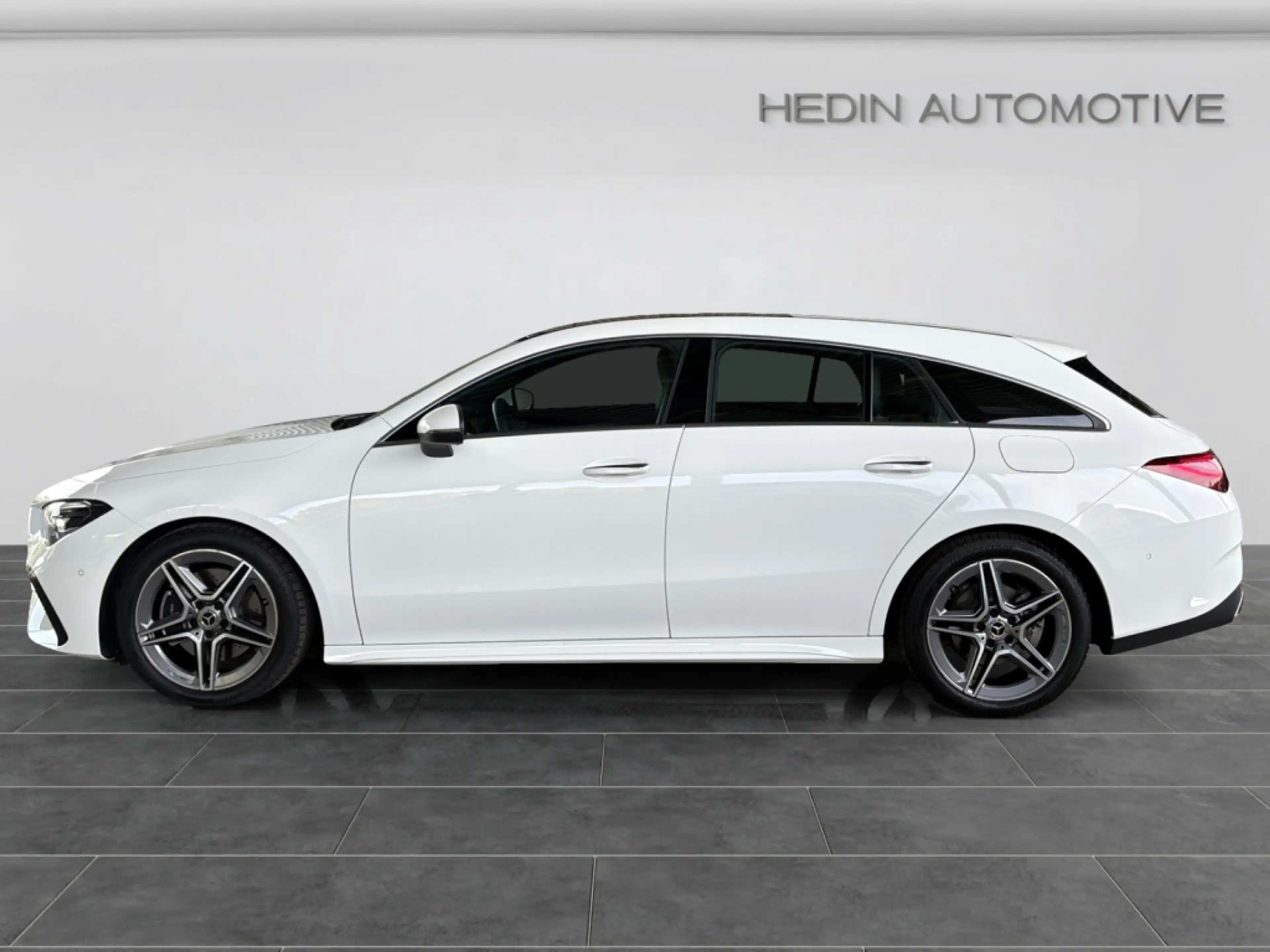 Mercedes-Benz CLA 200 Shooting Brake AMG|AMBIENTE|MBUX|SHZ|KAM — photo 3