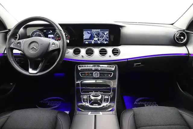 Mercedes-Benz E-Class view 14
