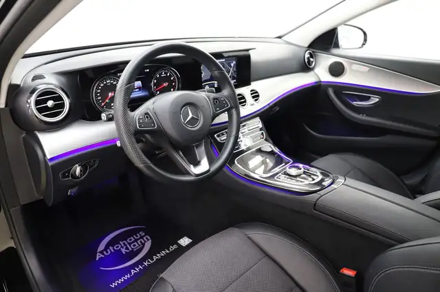 Mercedes-Benz E-Class view 13