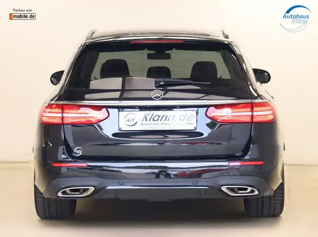 Mercedes-Benz E-Class view 7