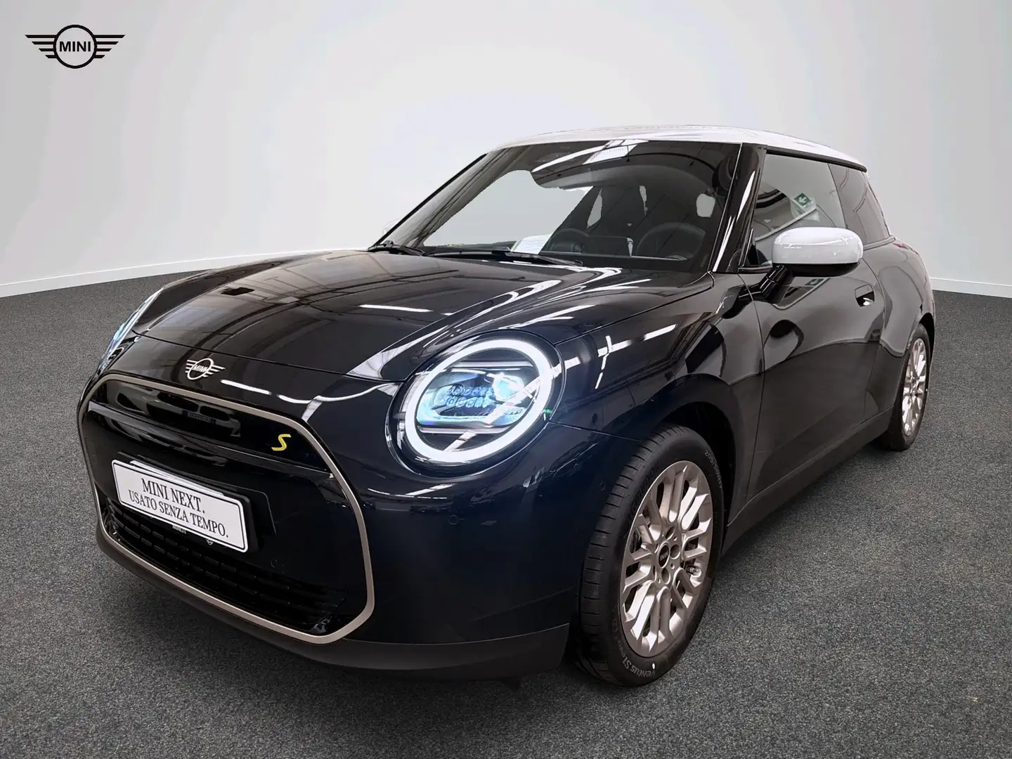 MINI Cooper SE Favoured Nero - 1