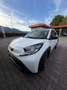 Toyota Aygo X Play Weiß - thumbnail 2