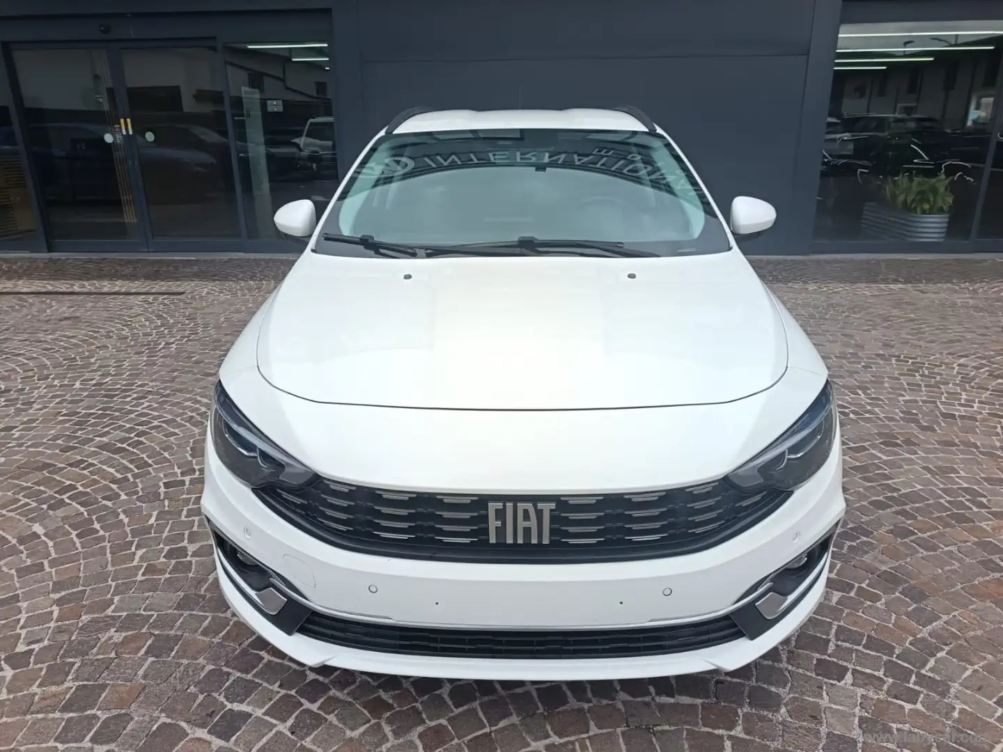 Fiat Tipo 1.6 Mjt S&S SW City Life Weiß - 2