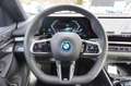 BMW i5 eDrive40 Touring M Sport AHK HeadUp ACC Sitzbelüft Grau - thumbnail 9