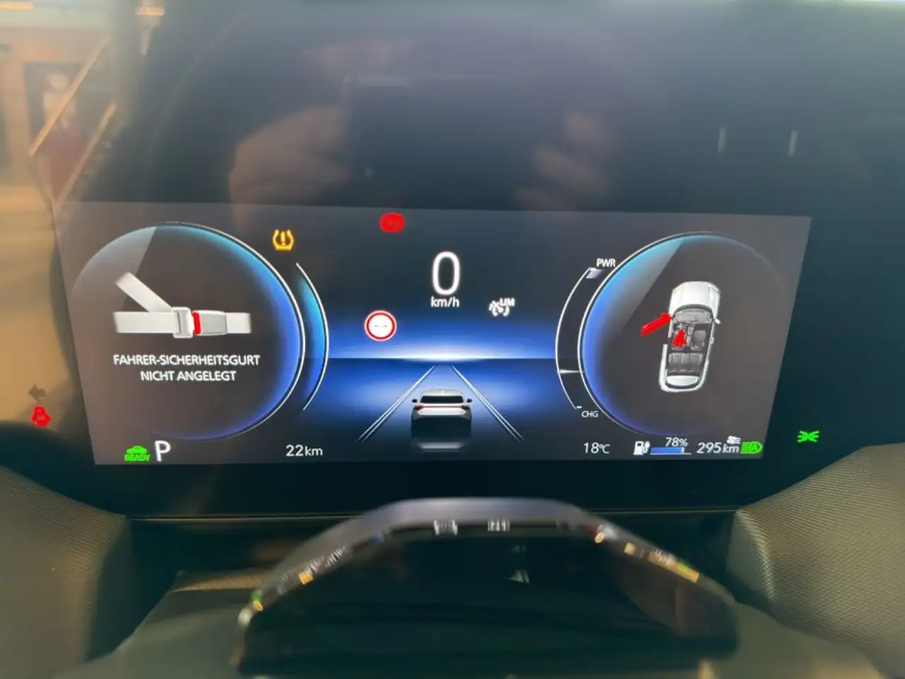 Toyota Urban Cruiser 61kWh Lounge 12