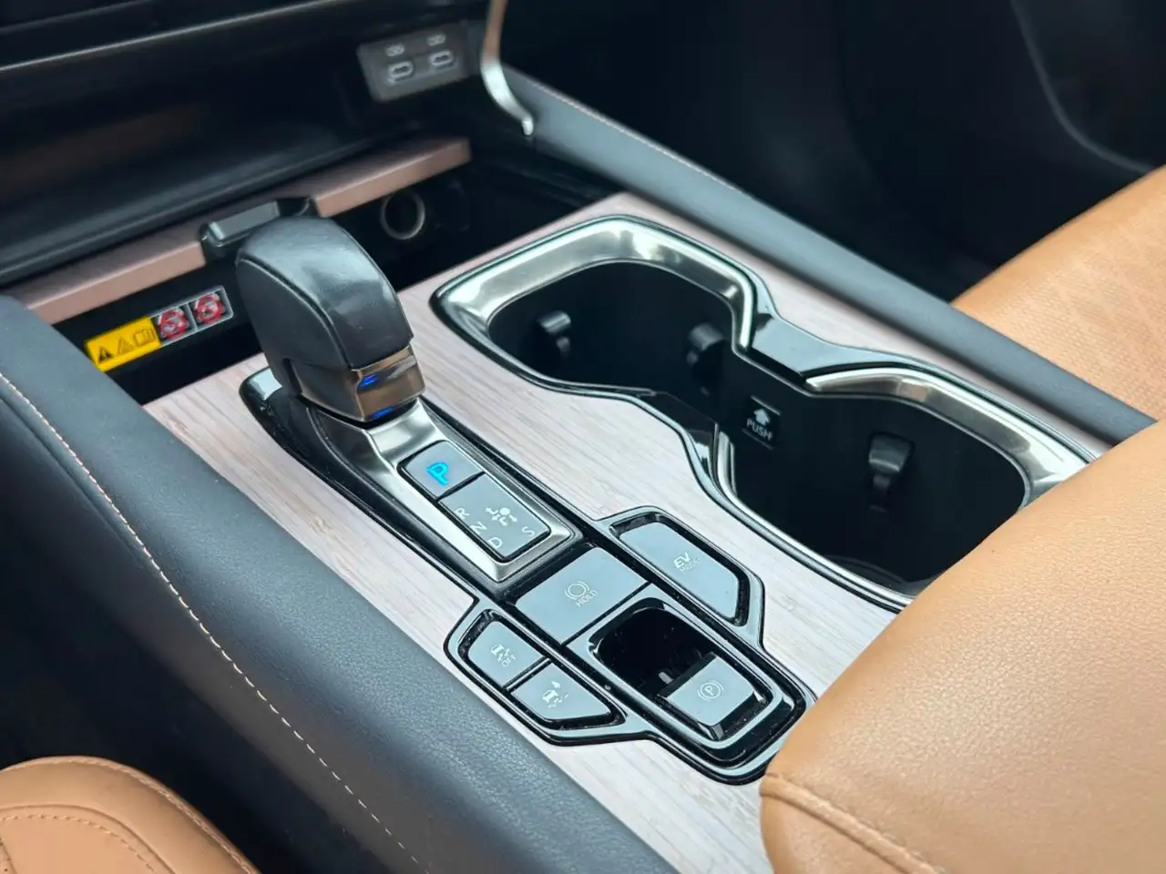 Lexus RX снимка Lexus RX