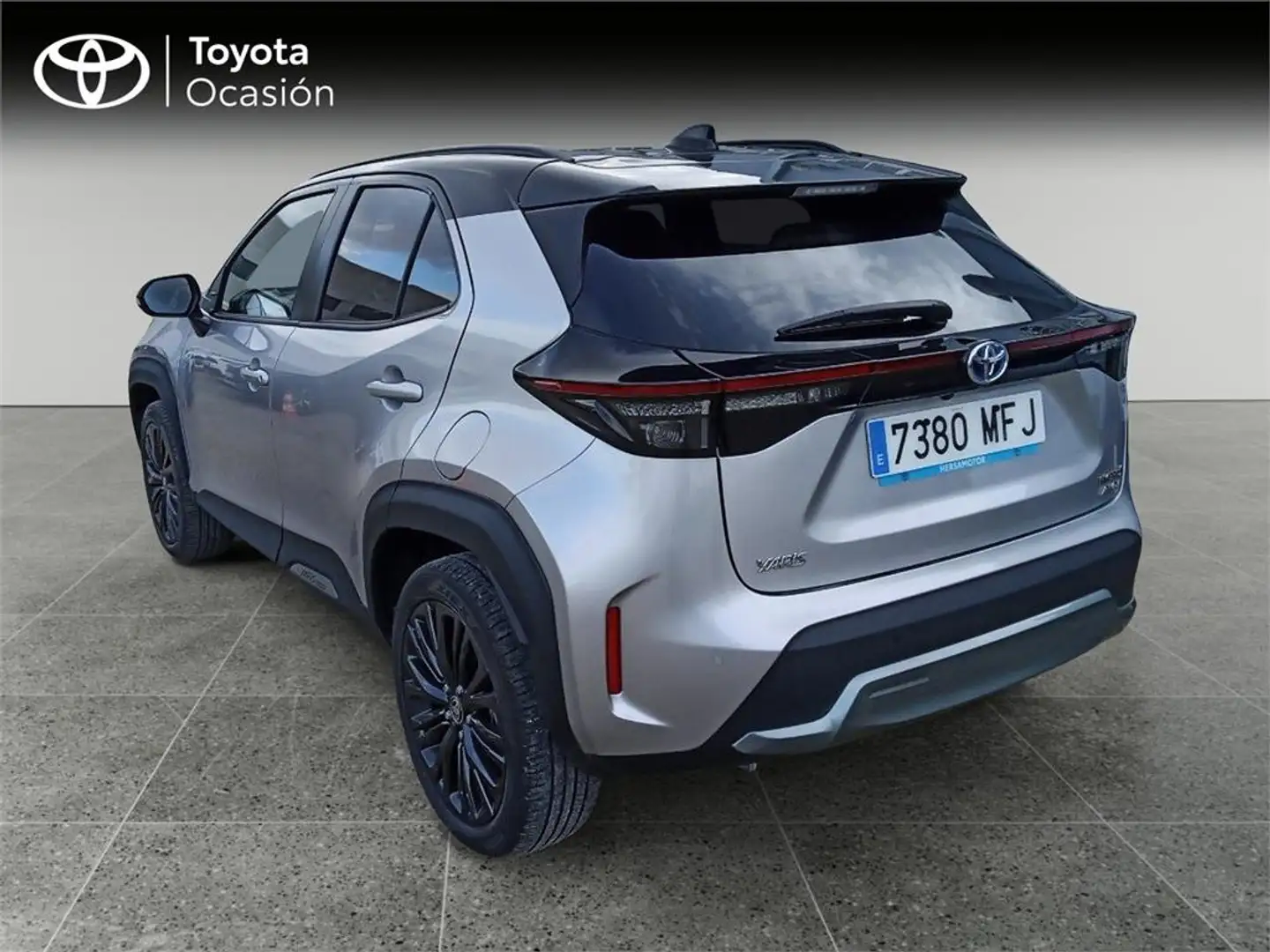 Toyota Yaris Cross 120H Adventure - 2