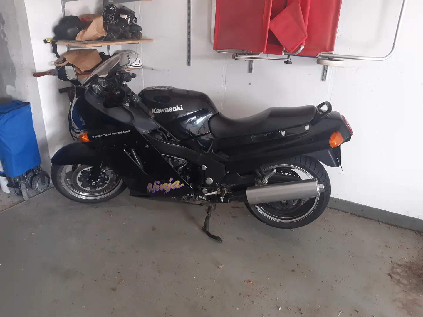 Kawasaki ZZR 1100 ZXT10 Чёрный - 1