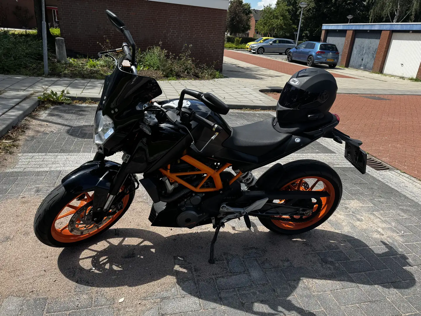 KTM 390 Duke - 2