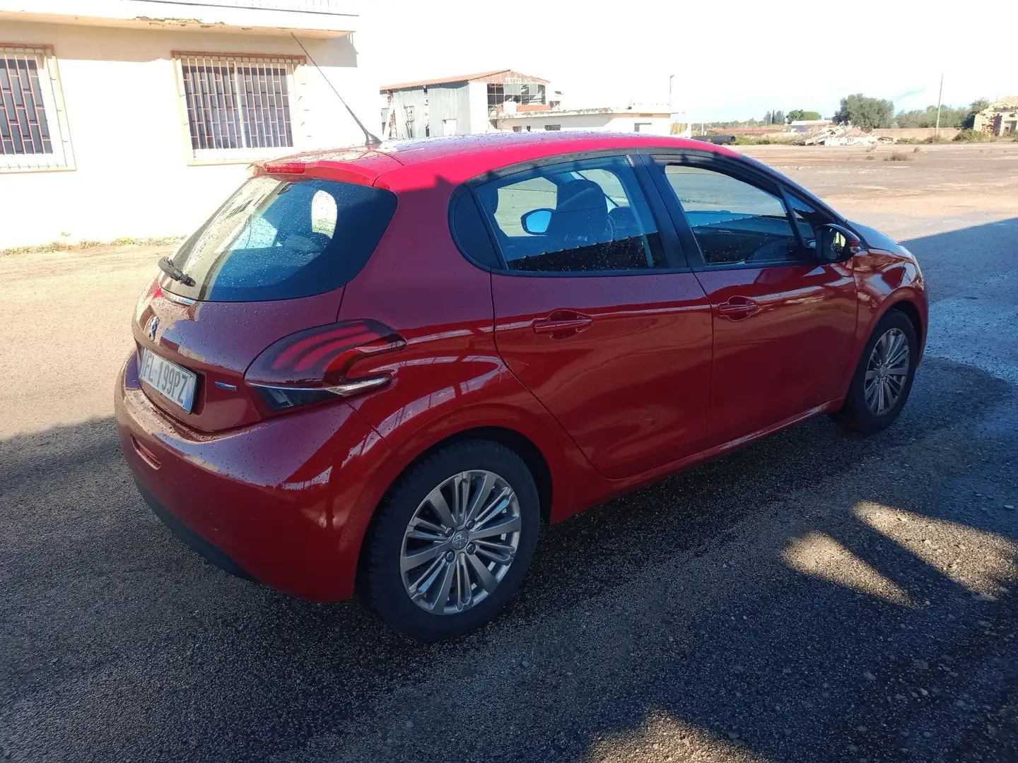 Peugeot 208 5p 1.2 puretech Allure 82cv - 2