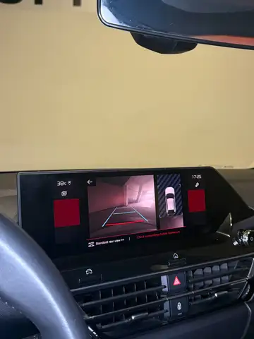 Citroen C4 view 13