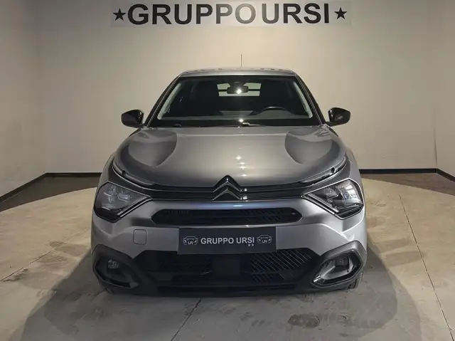 Citroen C4 view 3