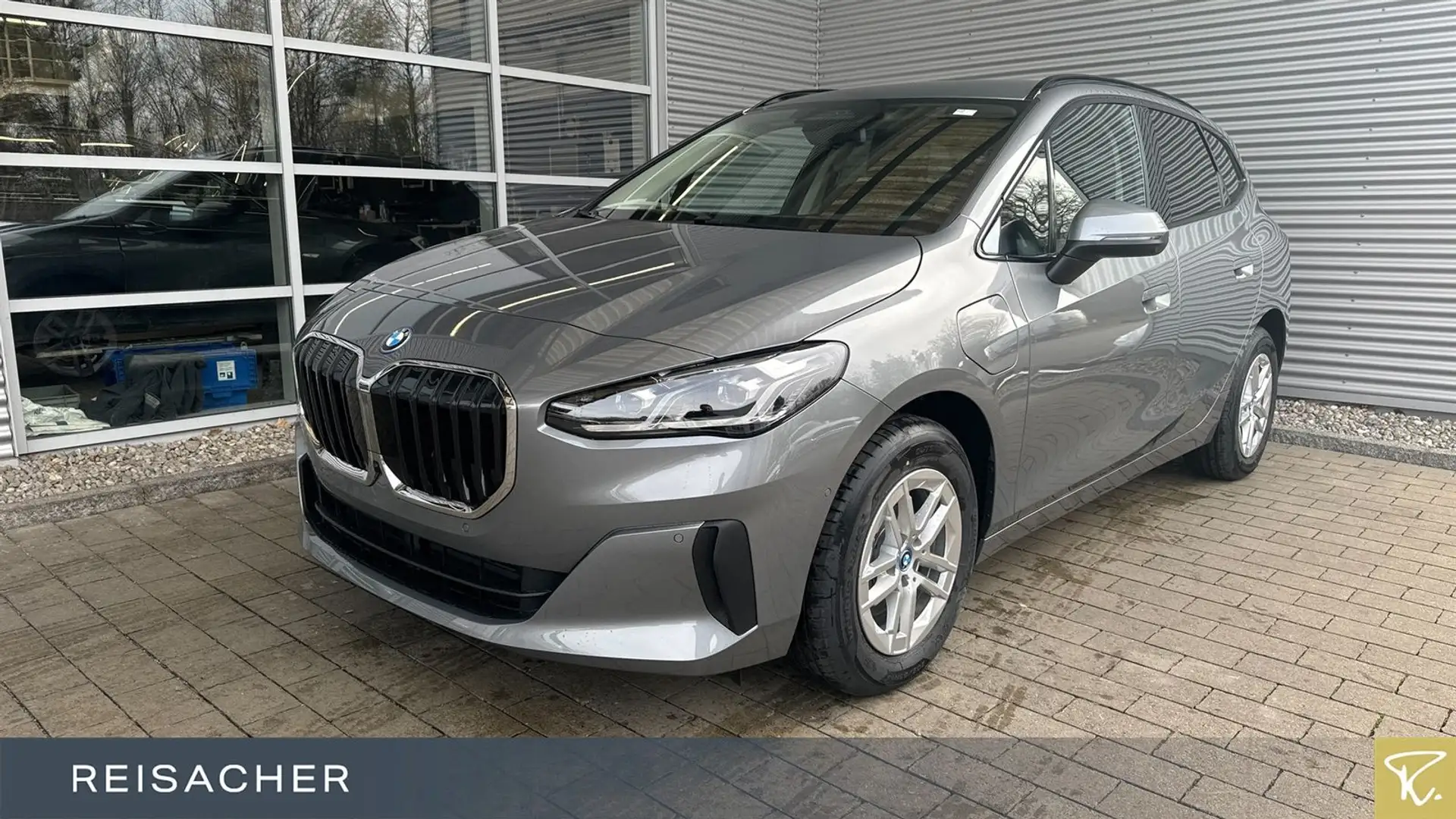 BMW 225 e A xDrive Active Tourer AHK,DA+ Grijs - 1