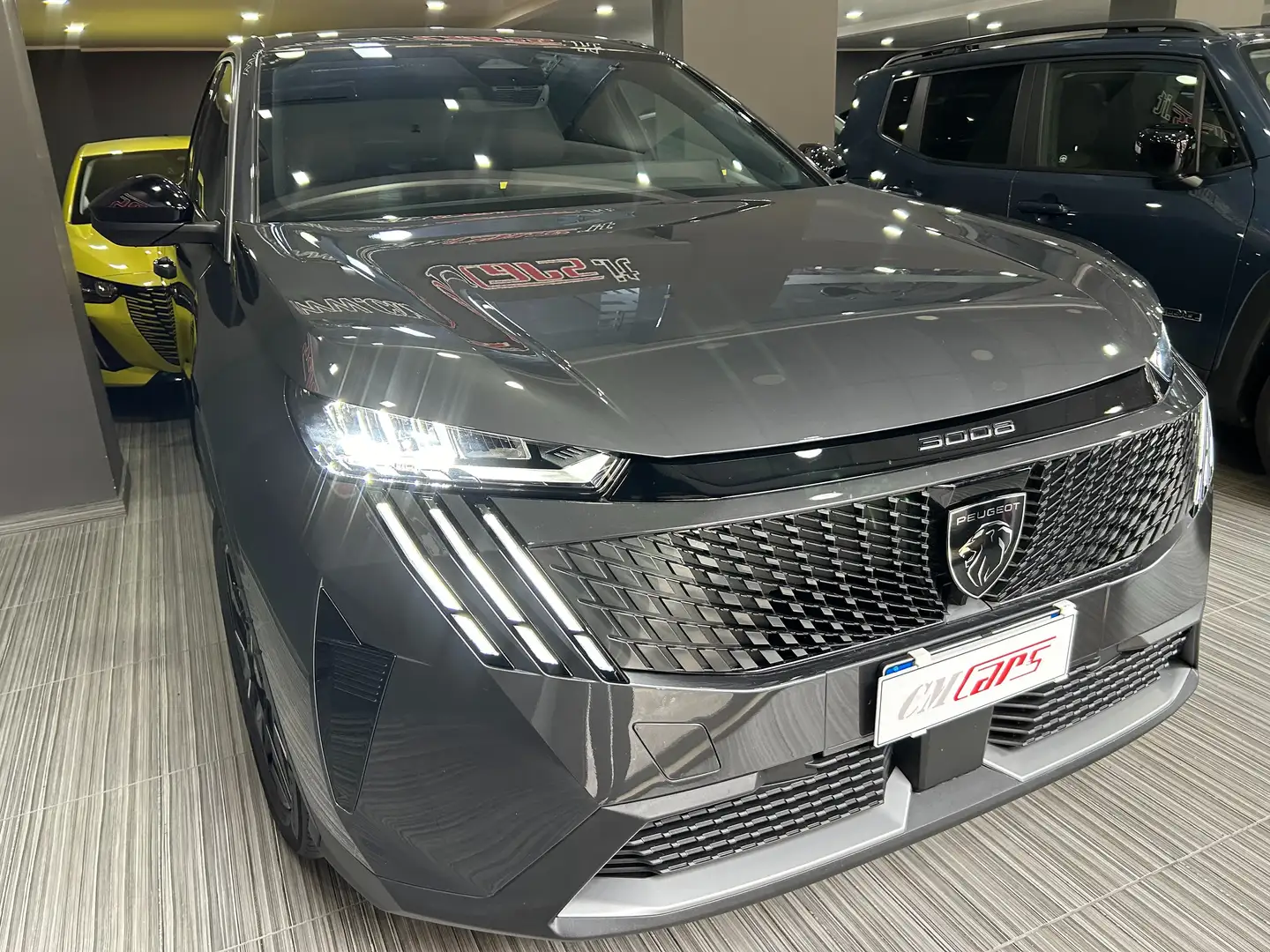 Peugeot 3008 1.2 hybrid 145cv e-dcs6 Automatica Allure ITALIANA Grigio - 2