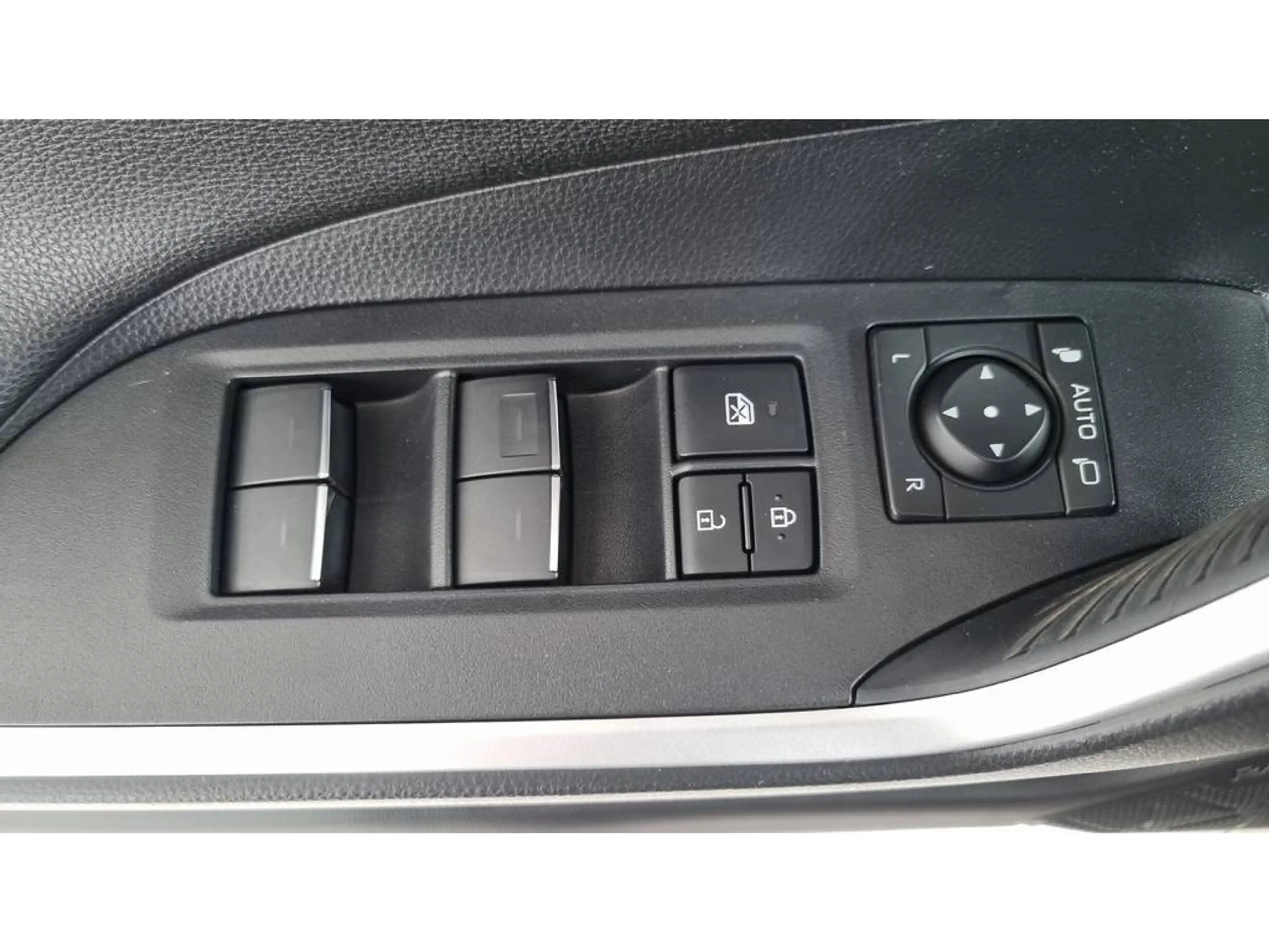 Toyota RAV 4 2.5 PlugHyb. Style — photo 10