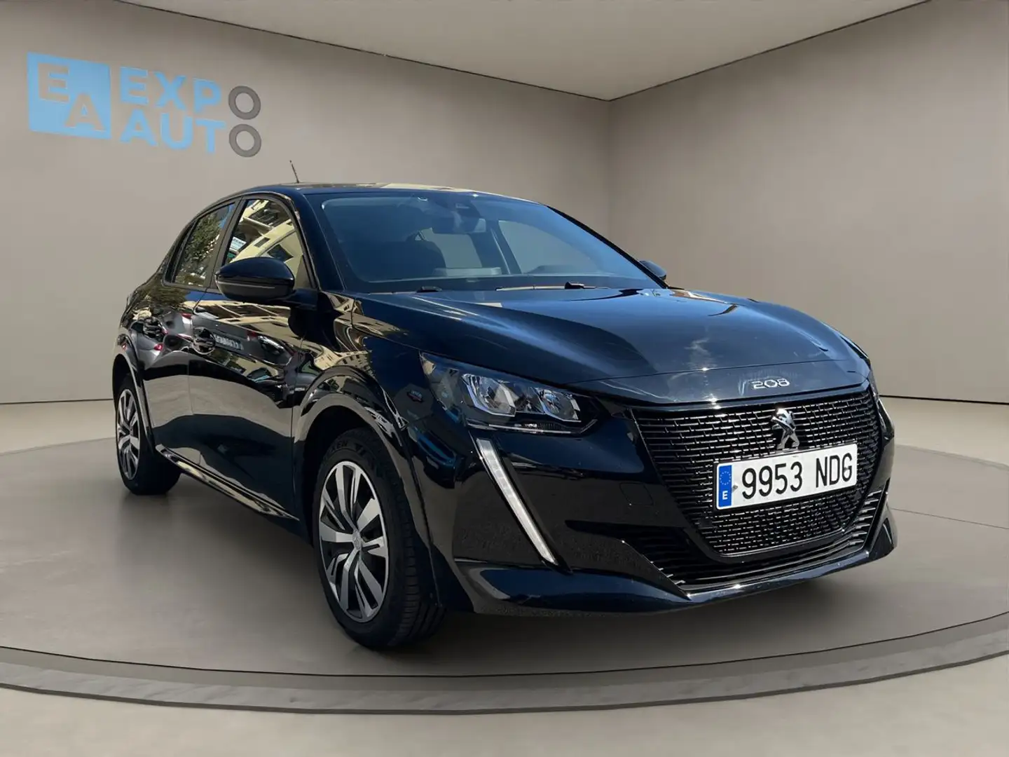 Peugeot 208 Active Electrico Zwart - 1