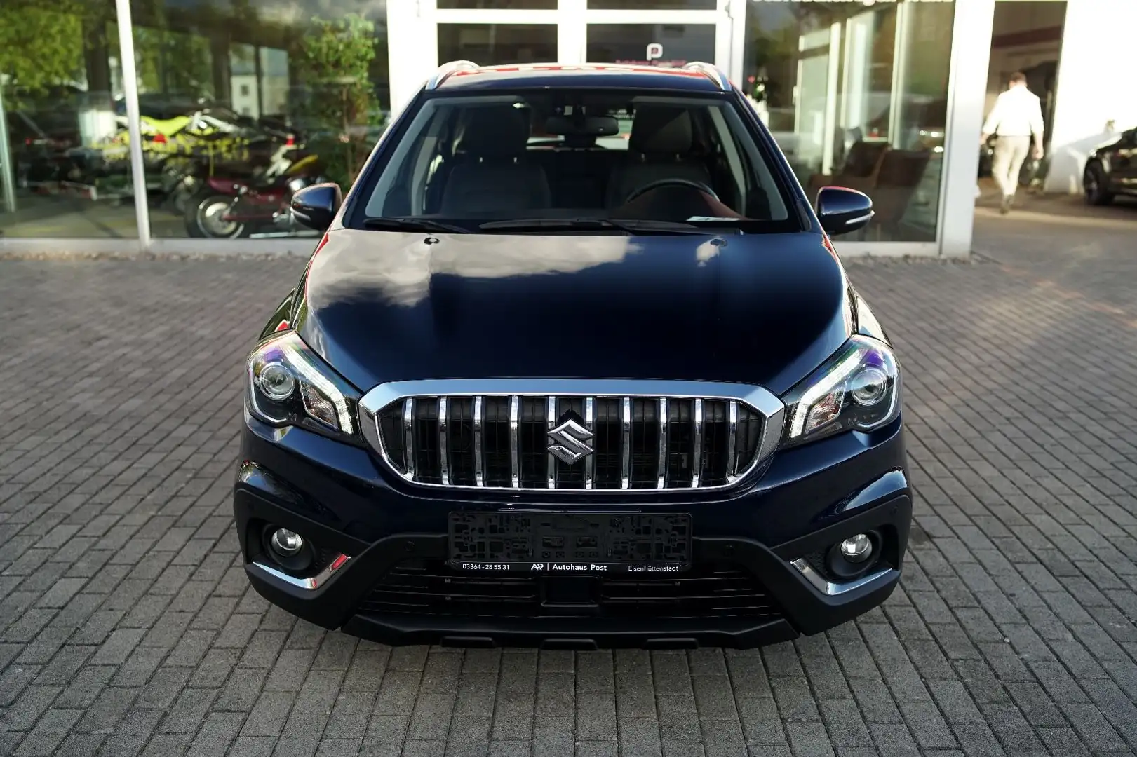 Suzuki SX4 S-Cross Comfort+ 4x4 Leder Kamera Pano Navi Blau - 2