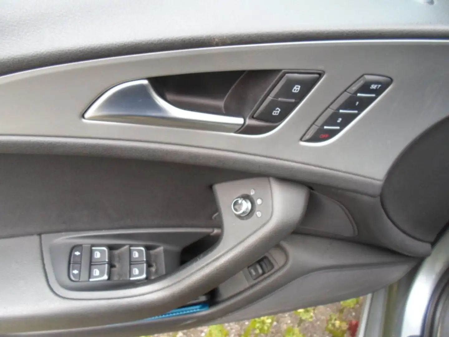 Audi A6 A6 2.8 FSI Quattro Stronic Memory Leder =LESEN= - 2