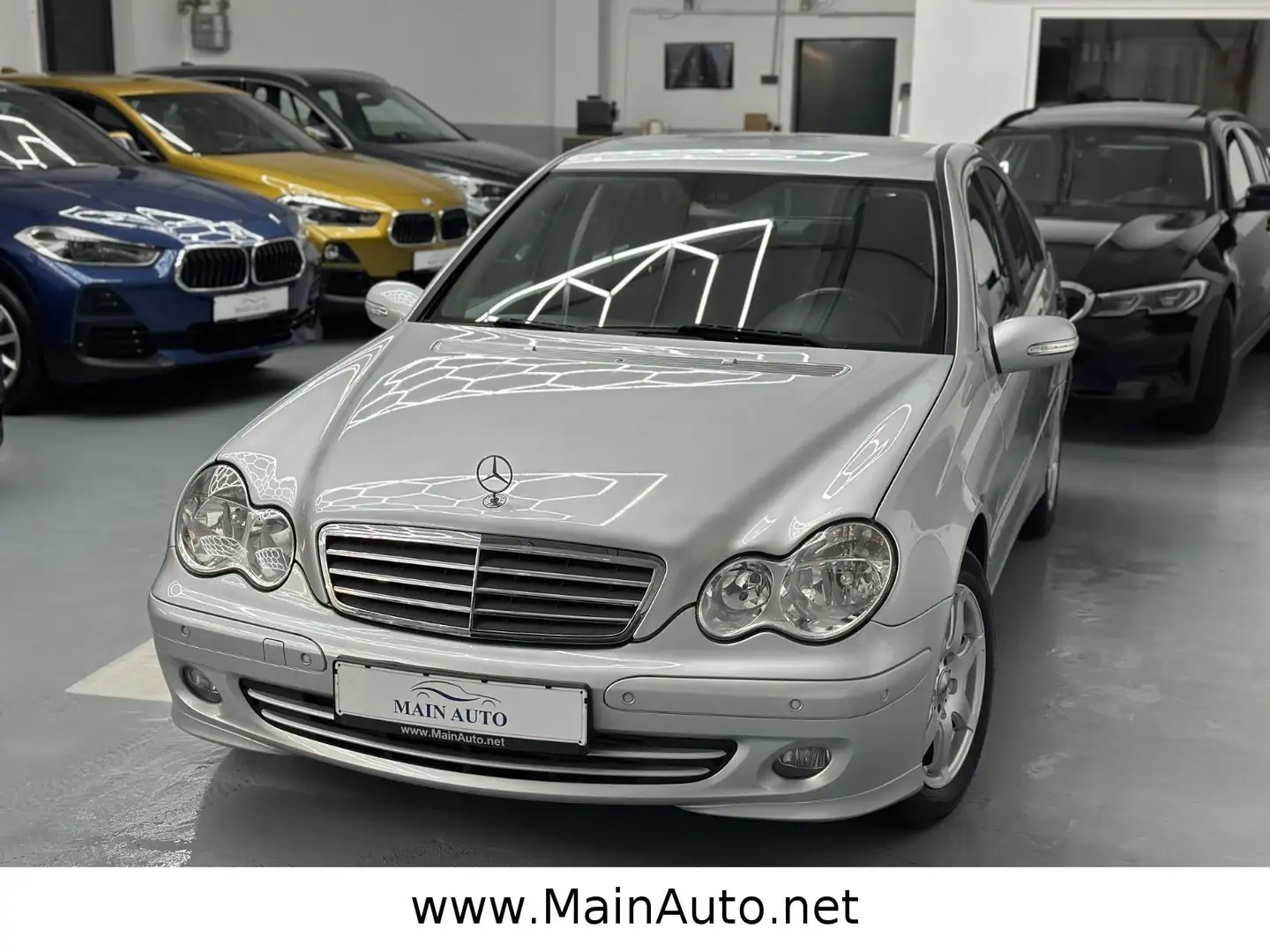 Mercedes-Benz C 180 Lim Automatik/130000KM/2xPDC/Tempomat Silber - 1