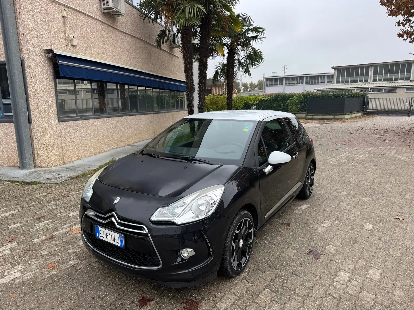 Citroen DS3 DS3 1.4 vti Chic 95cv Nero - 1