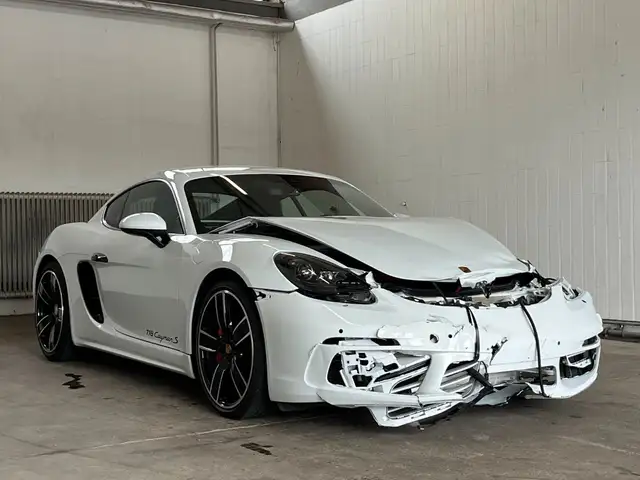 Porsche Cayman 718 Cayman S SportChrono Bose PDK Kamera UNFALL