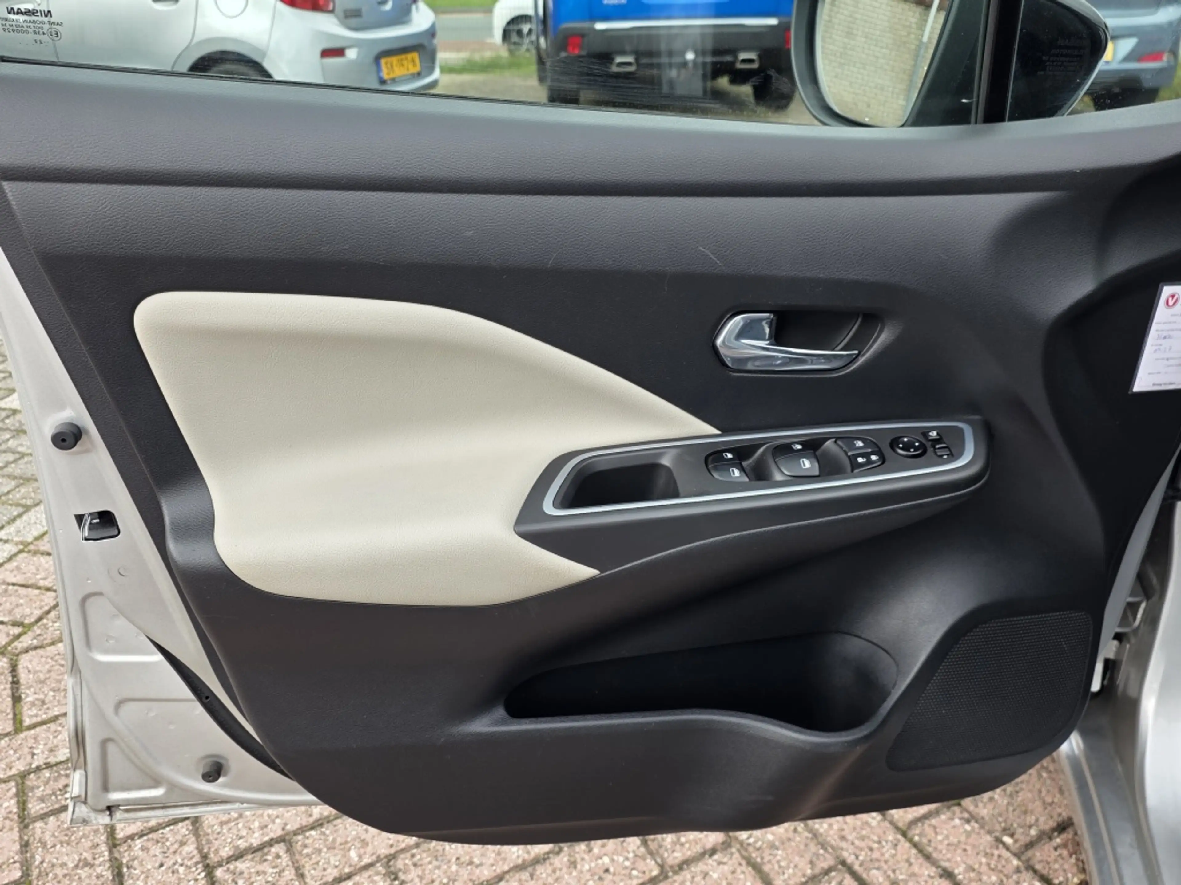 Nissan Micra 1.0 IG-T N-Design, navi, Apple carplay/Android, bo — photo 11