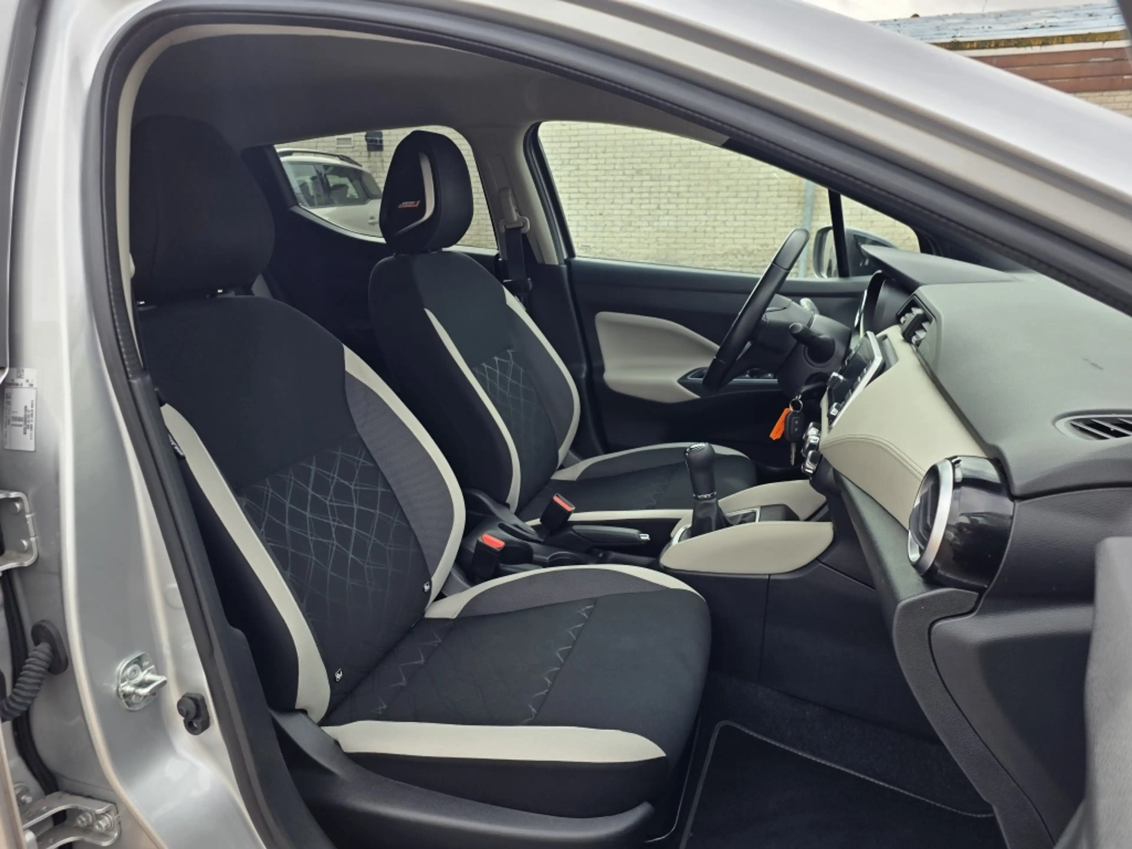 Nissan Micra 1.0 IG-T N-Design, navi, Apple carplay/Android, bo — photo 18