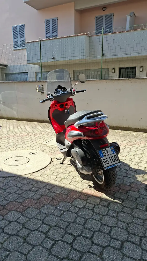Piaggio Beverly 250 M28 VAR.5 VERS.00 Rosso - 1