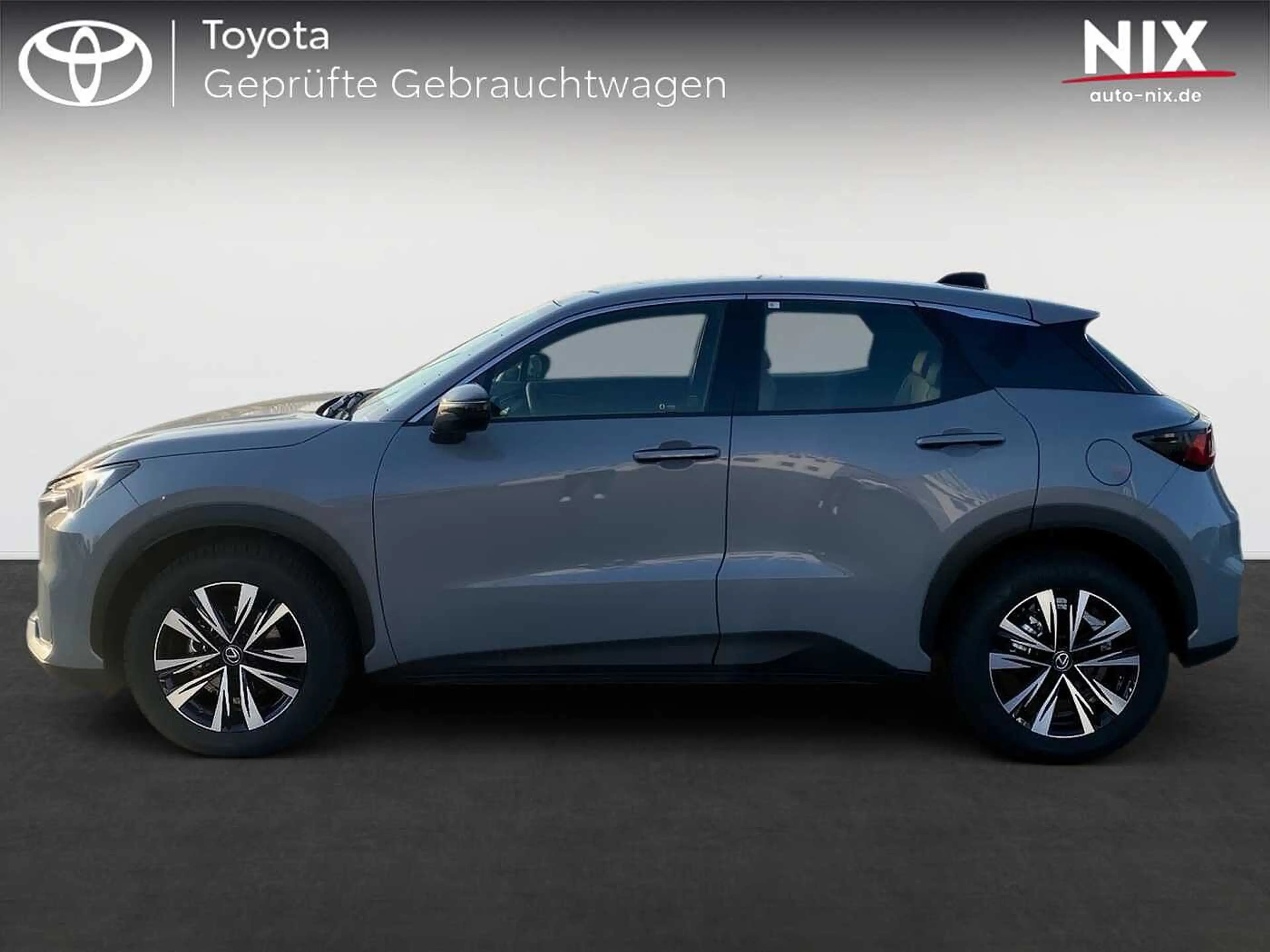 Lexus LBX 1.5 Hybrid Elegant, Safe&Sound Technologie-P — photo 3