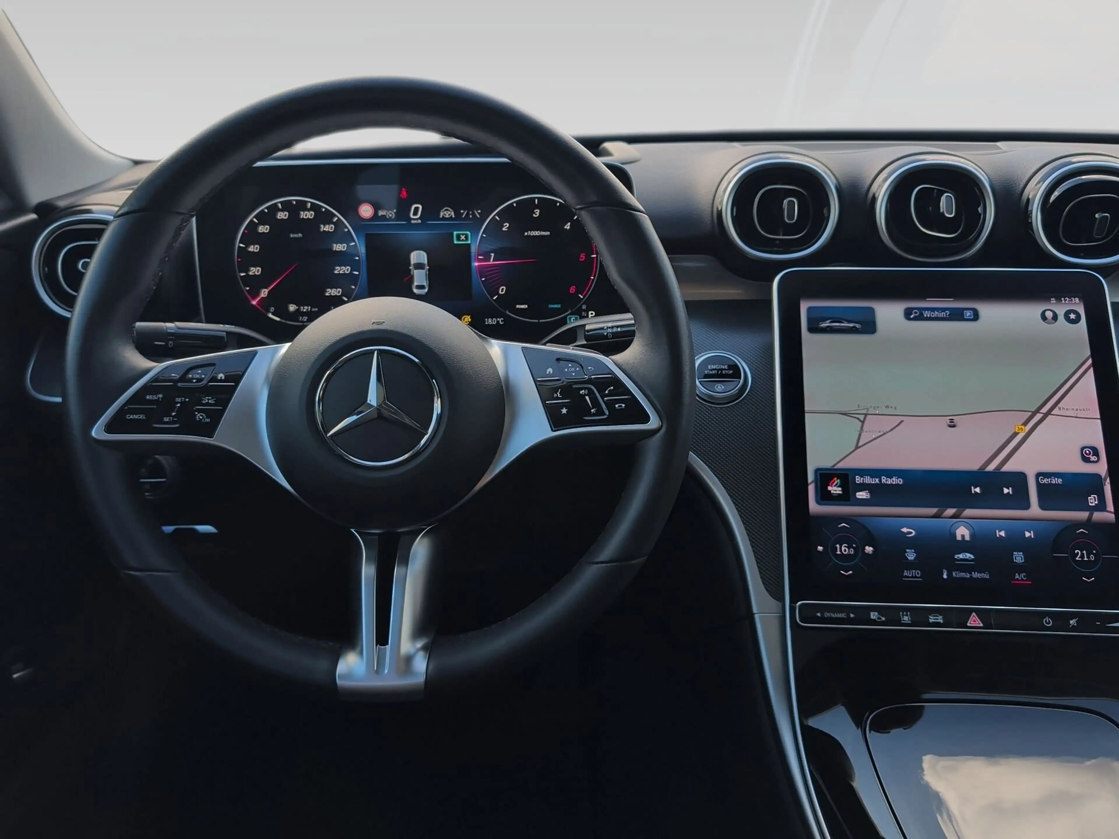 Mercedes-Benz C 220 d 4M Avantg Leder+Distro+Pano+HUD+360+AHK+DigiL+St — photo 15
