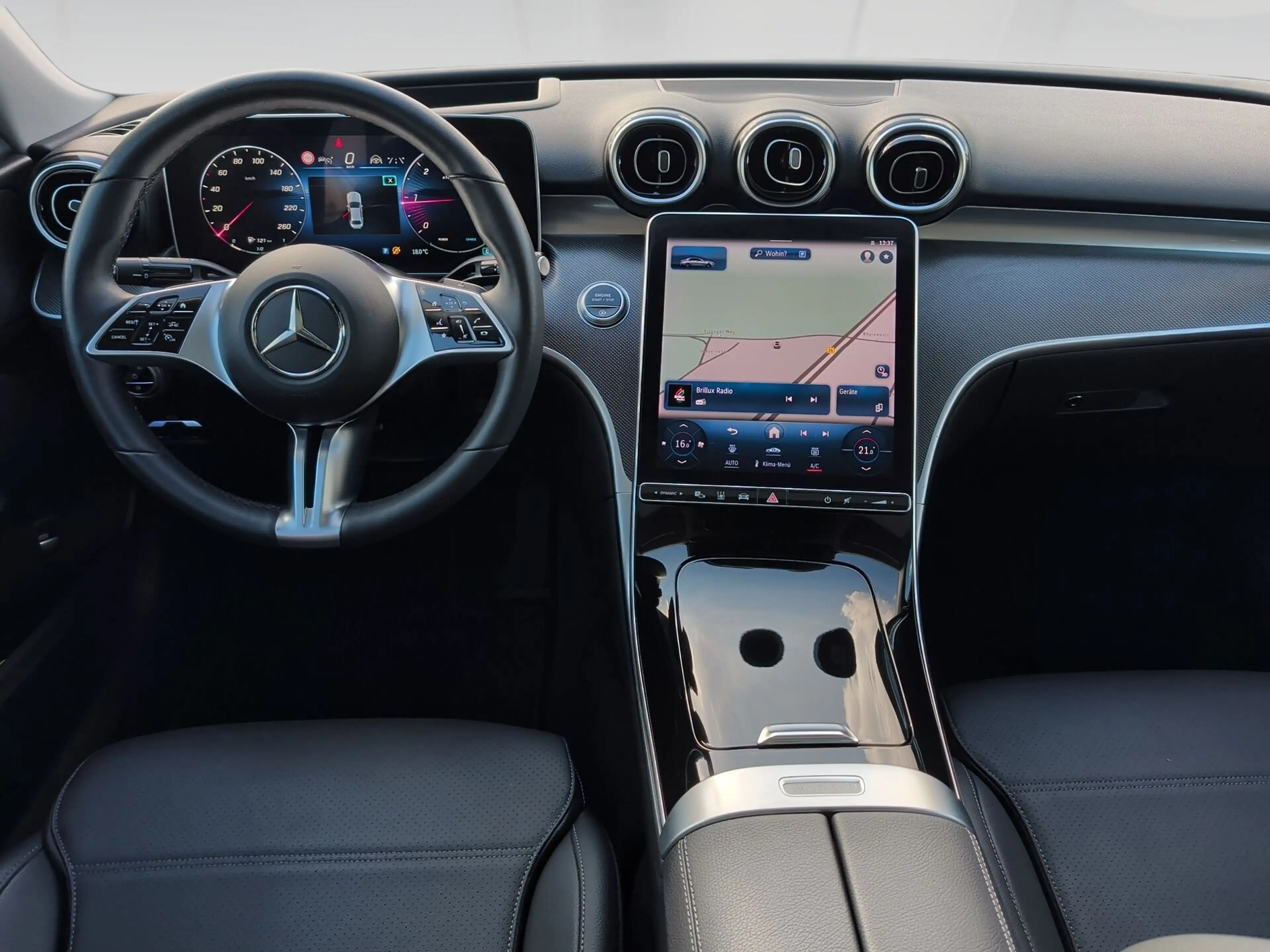 Mercedes-Benz C 220 d 4M Avantg Leder+Distro+Pano+HUD+360+AHK+DigiL+St — photo 14