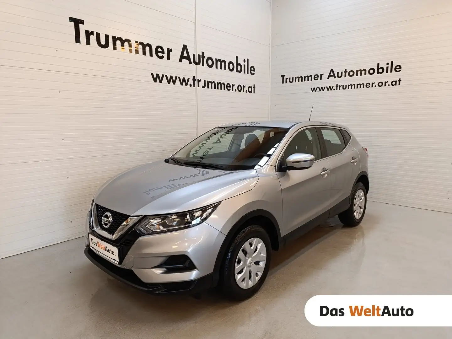 Nissan Qashqai 1,3 DIG-T Visia Grau - 1