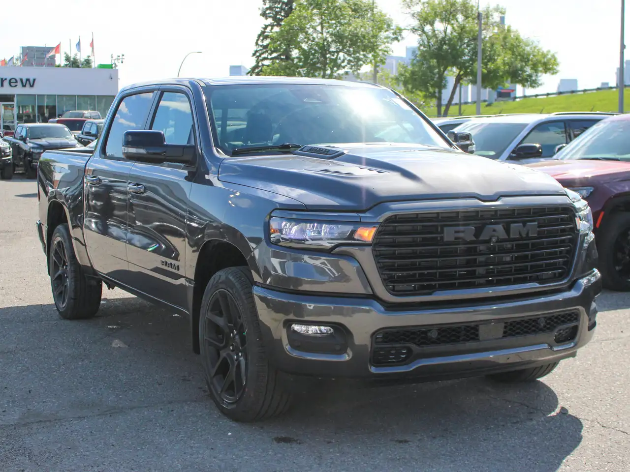 RAM 1500 снимка RAM 1500