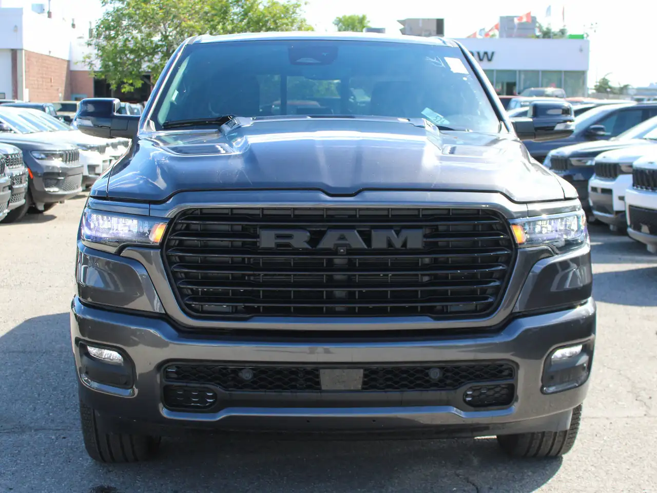RAM 1500 снимка RAM 1500