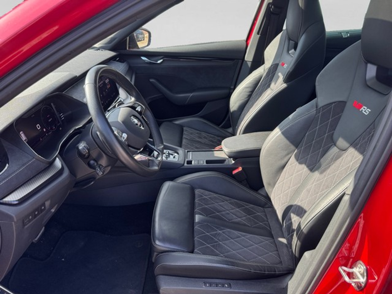 Skoda Octavia Combi RS Plus 2.0 TSI DSG+STHZ+PANO+ACC+ — photo 10