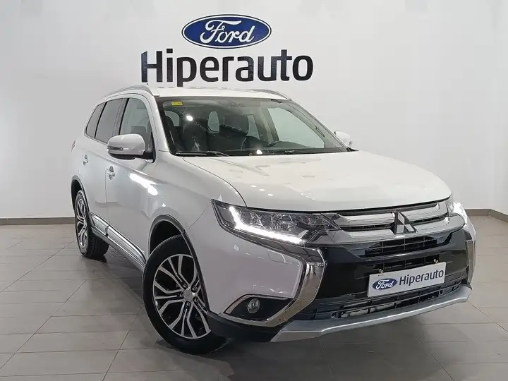 Mitsubishi Outlander 220 DI-D Motion 4WD 2016