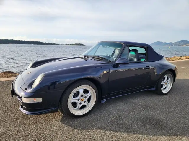 Porsche 993 993 Carrera 2 Cabriolet