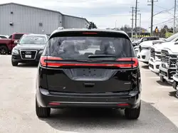Chrysler Pacifica 2026