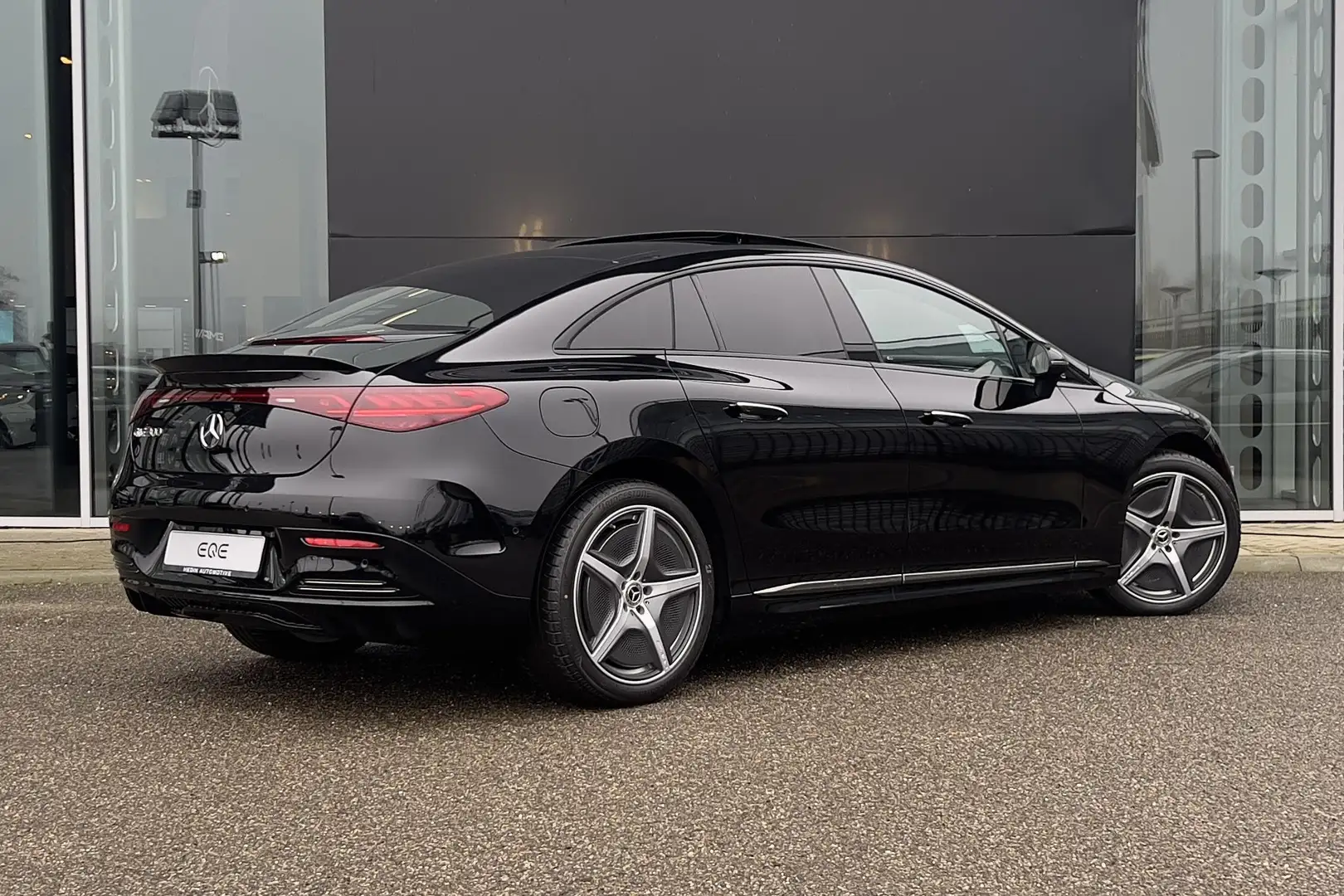 Mercedes-Benz EQE 300 EQE Sport Edition Limited | Nightpakket | Winterpa Zwart - 2