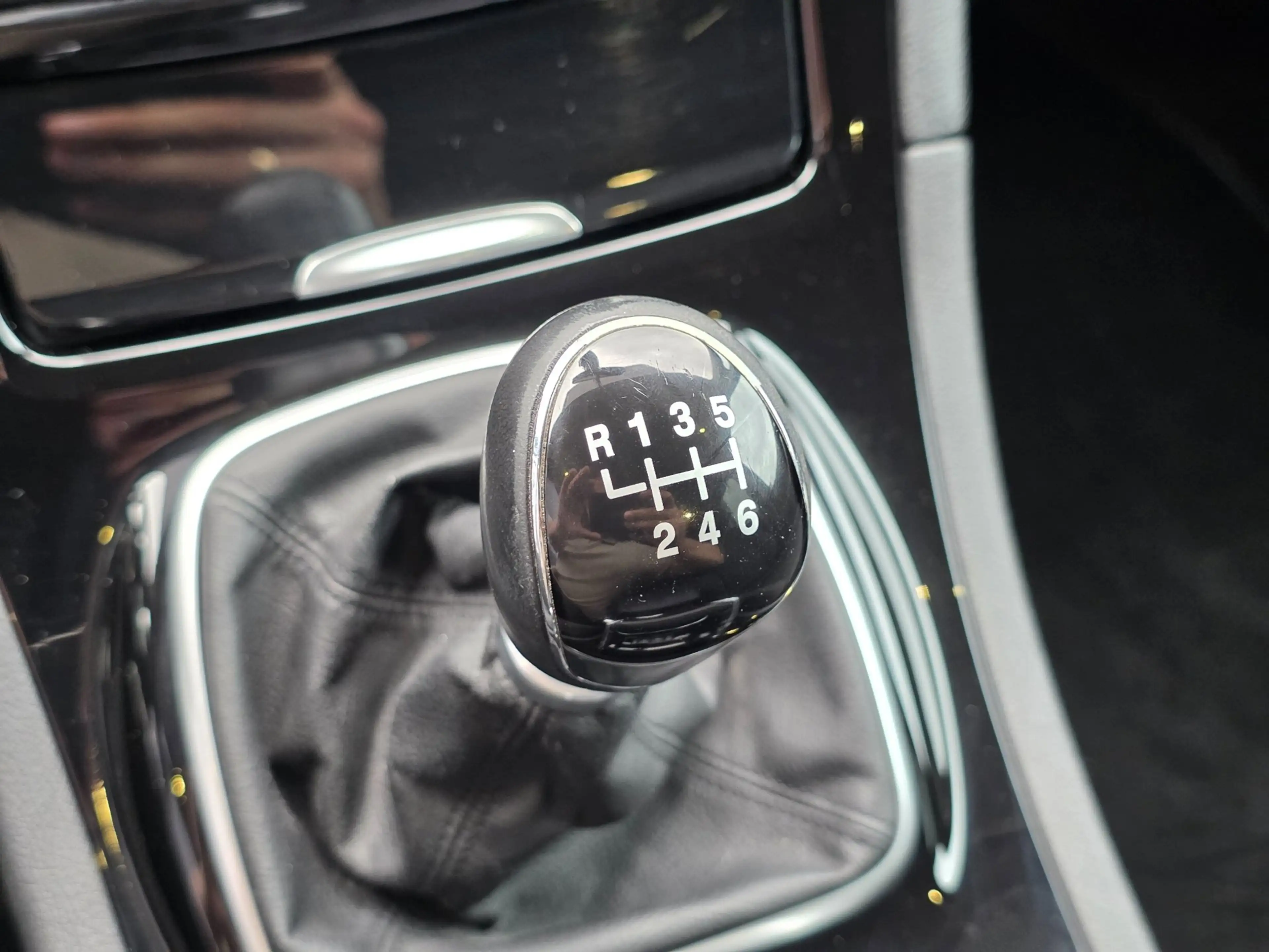 Ford S-Max 1.6 EcoBoost Titanium | NAVI | PDC | STOELVERWARMI — photo 25