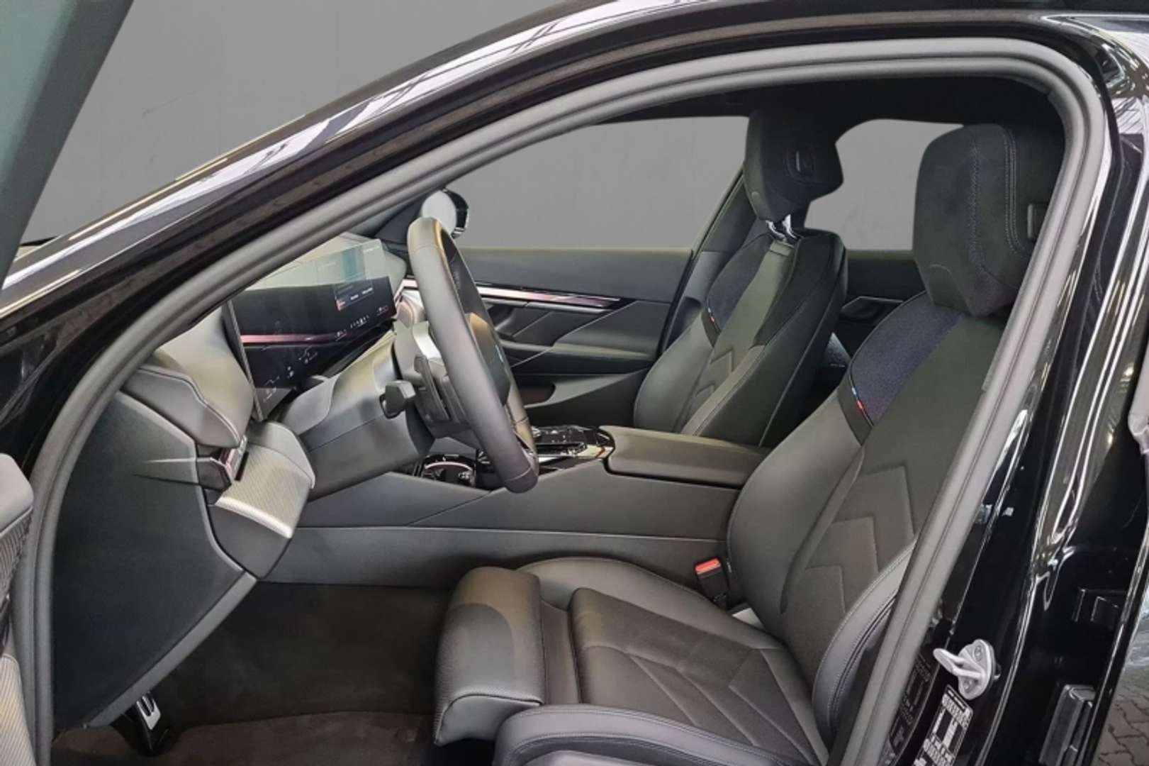 BMW Série 5 Touring M Sport 520i SDrive -  - Joinsteer - #5