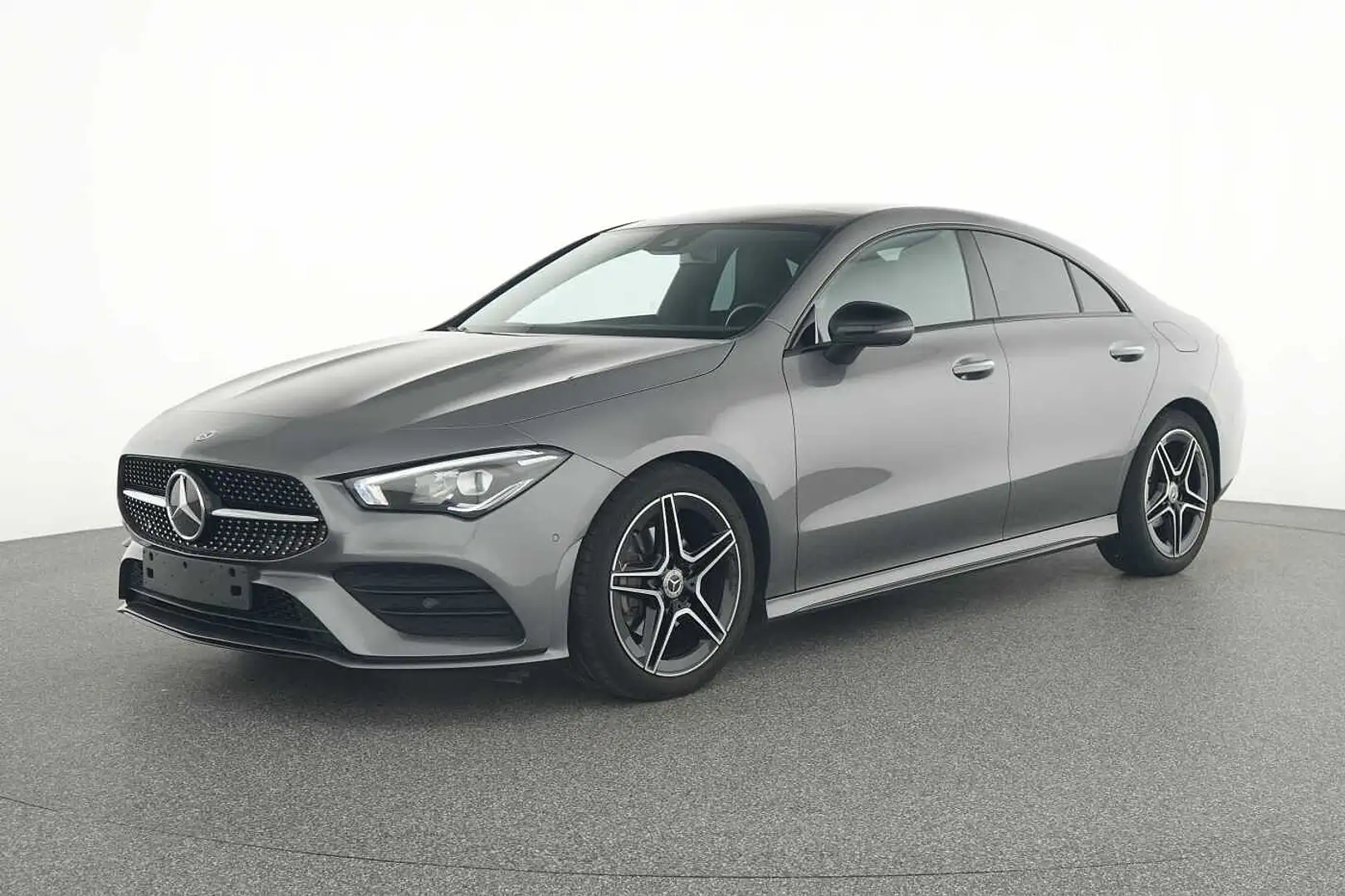 Mercedes-Benz CLA 180 Coupé AMG-LINE Grau - 1