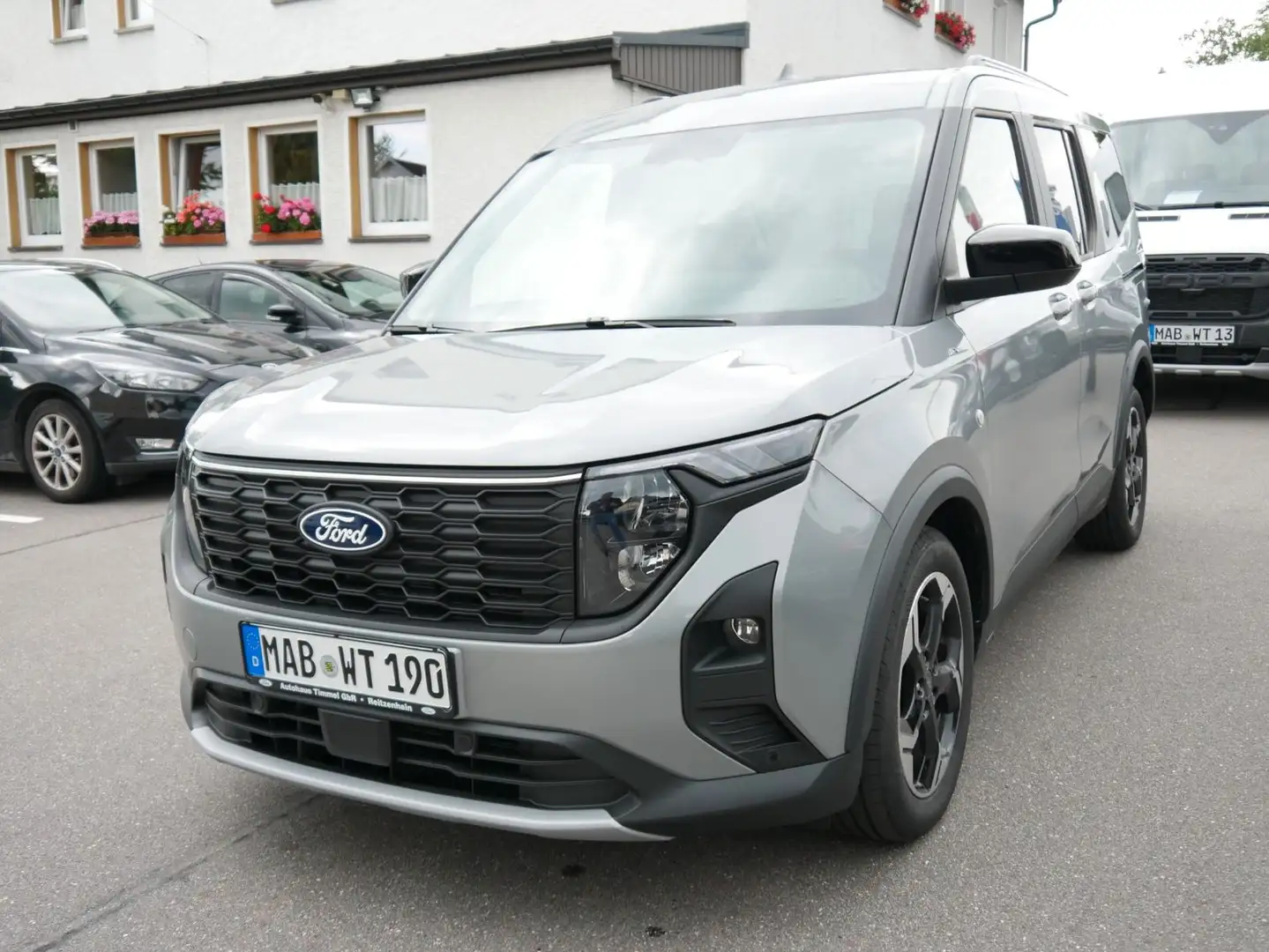 Ford Tourneo Courier Active BLIS ACC Navi Kamera Zilver - 1