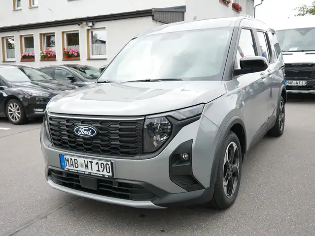 Ford Tourneo Courier Active BLIS ACC Navi Kamera LED